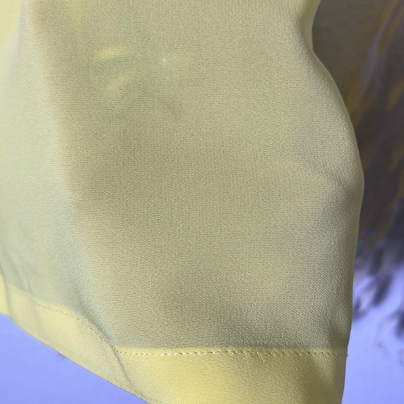 Patrizia Pepe Yellow Silk Short Sleeve Blouse Size 42/US6 - Picture 15 of 15
